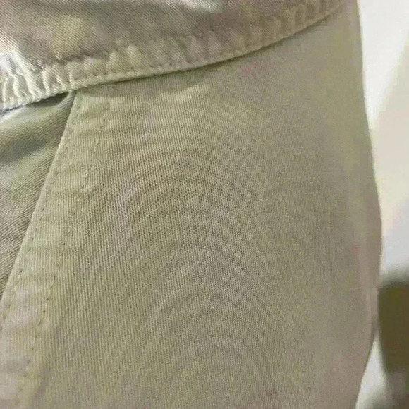 Aritzia The group by Babaton Button-up Roll Sleeves Utility shirt Women Size XS - Picture 10 of 16